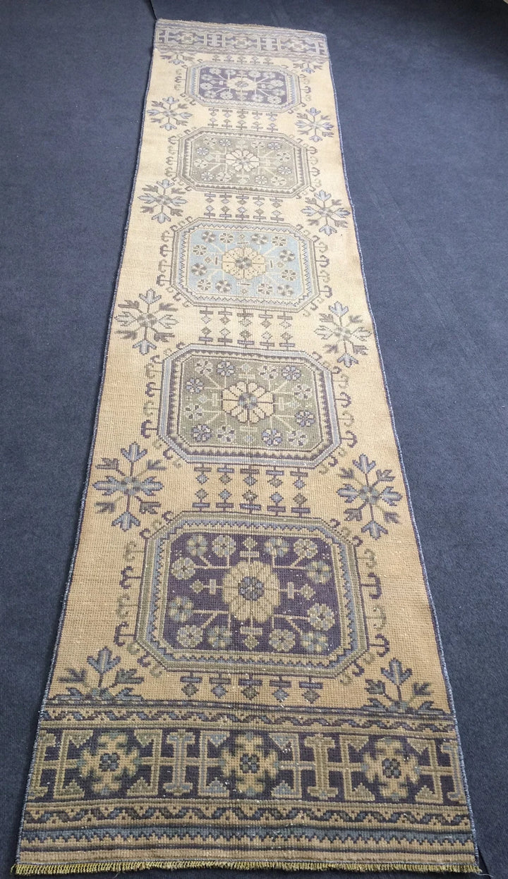 Beige Turkish Runner Rug 8' x 12' Hand-Knotted | No. WR96017