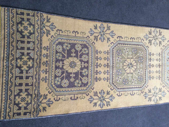 Beige Turkish Runner Rug 8' x 12' Hand-Knotted | No. WR96017