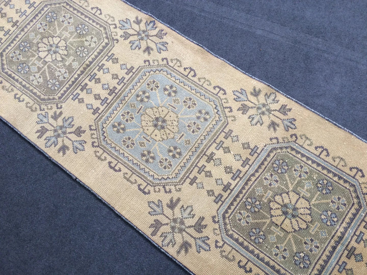 Beige Turkish Runner Rug 8' x 12' Hand-Knotted | No. WR96017