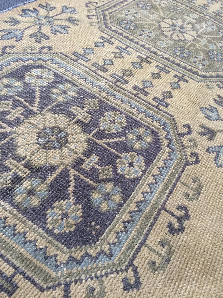 Beige Turkish Runner Rug 8' x 12' Hand-Knotted | No. WR96017