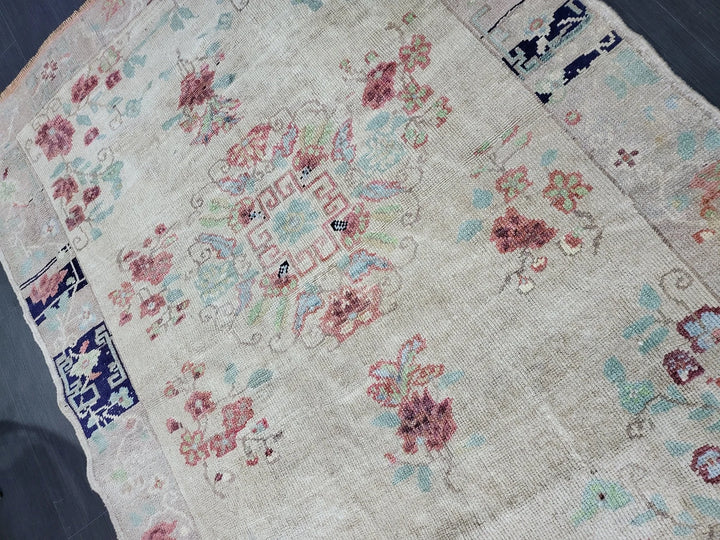 Beige Turkish Runner Rug 4' 1" x 5' 7" Hand-Knotted | No. WR96865
