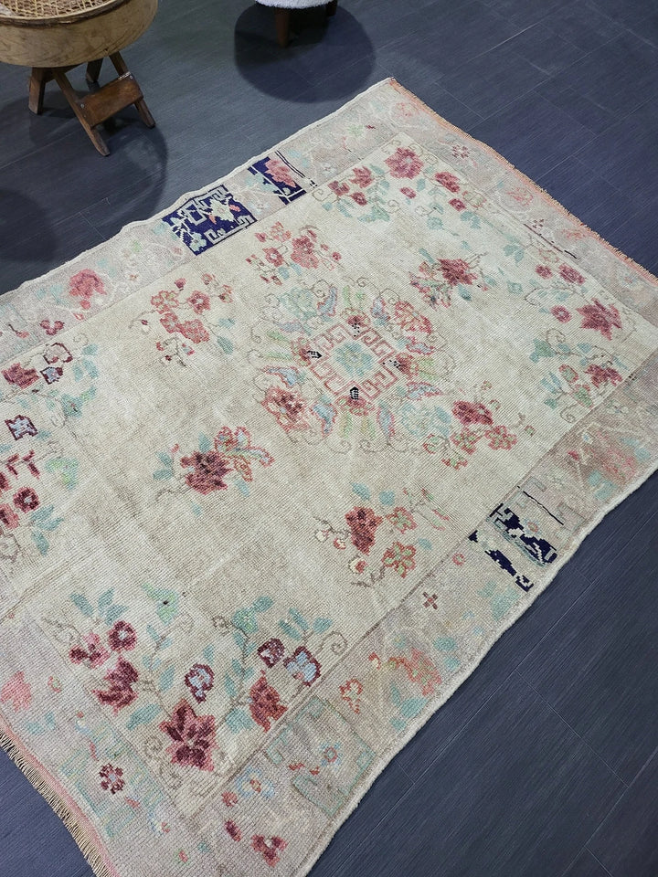 Beige Turkish Runner Rug 4' 1" x 5' 7" Hand-Knotted | No. WR96865
