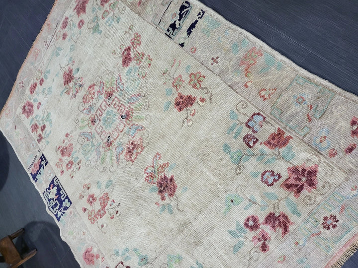 Beige Turkish Runner Rug 4' 1" x 5' 7" Hand-Knotted | No. WR96865