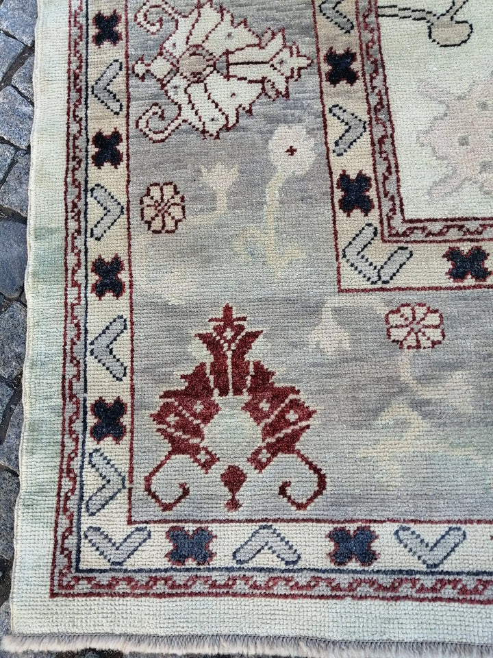 Beige Turkish Runner Rug 9' 1" x 12' Hand-Knotted | No. WR96873