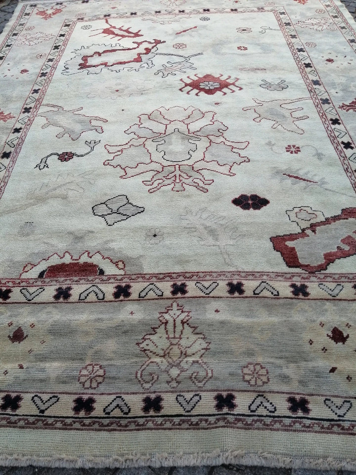 Beige Turkish Runner Rug 9' 1" x 12' Hand-Knotted | No. WR96873