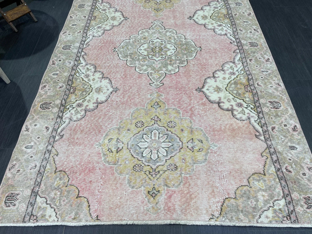 Pink Turkish Runner Rug 4' 6" x 9' 2" Hand-Knotted | No. WR97100