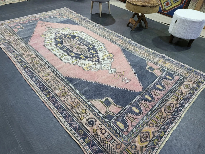 Beige Turkish Runner Rug 4' 4" x 8' 9" Hand-Knotted | No. WR97395