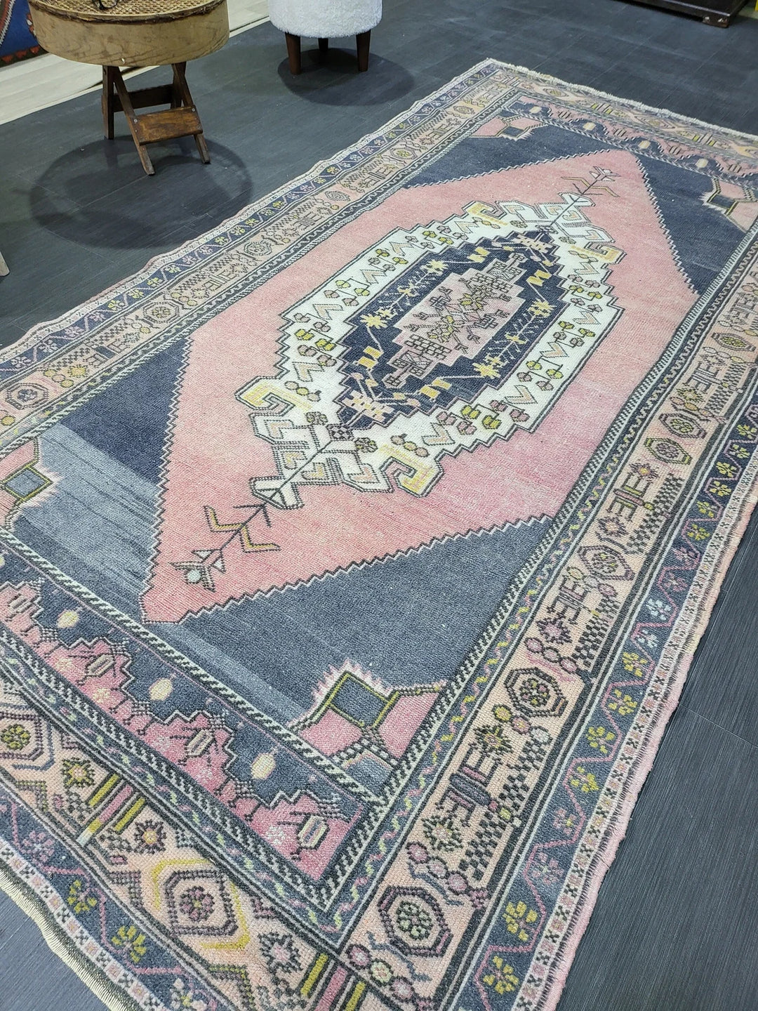 Beige Turkish Runner Rug 4' 4" x 8' 9" Hand-Knotted | No. WR97395