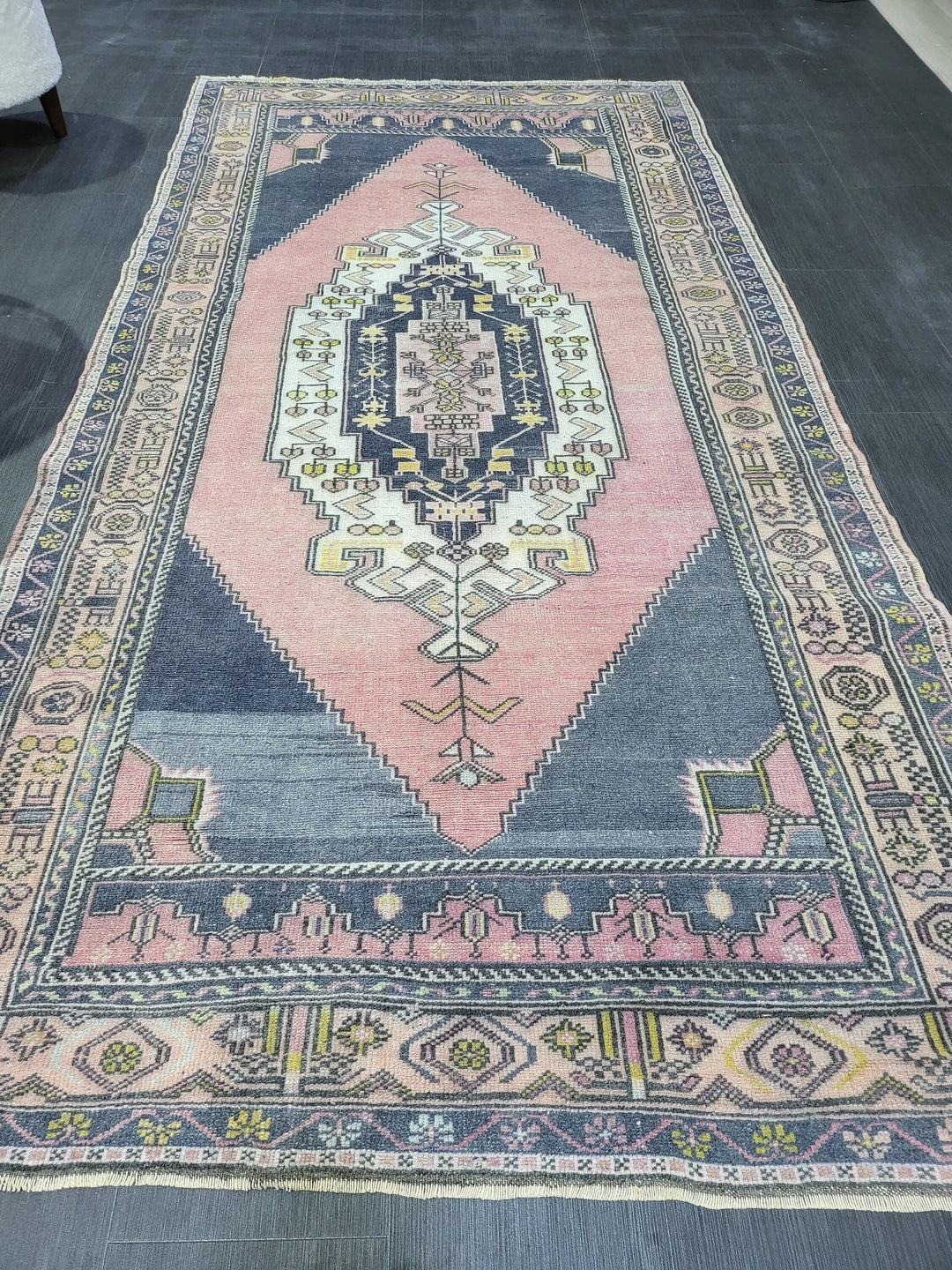 Beige Turkish Runner Rug 4' 4" x 8' 9" Hand-Knotted | No. WR97395