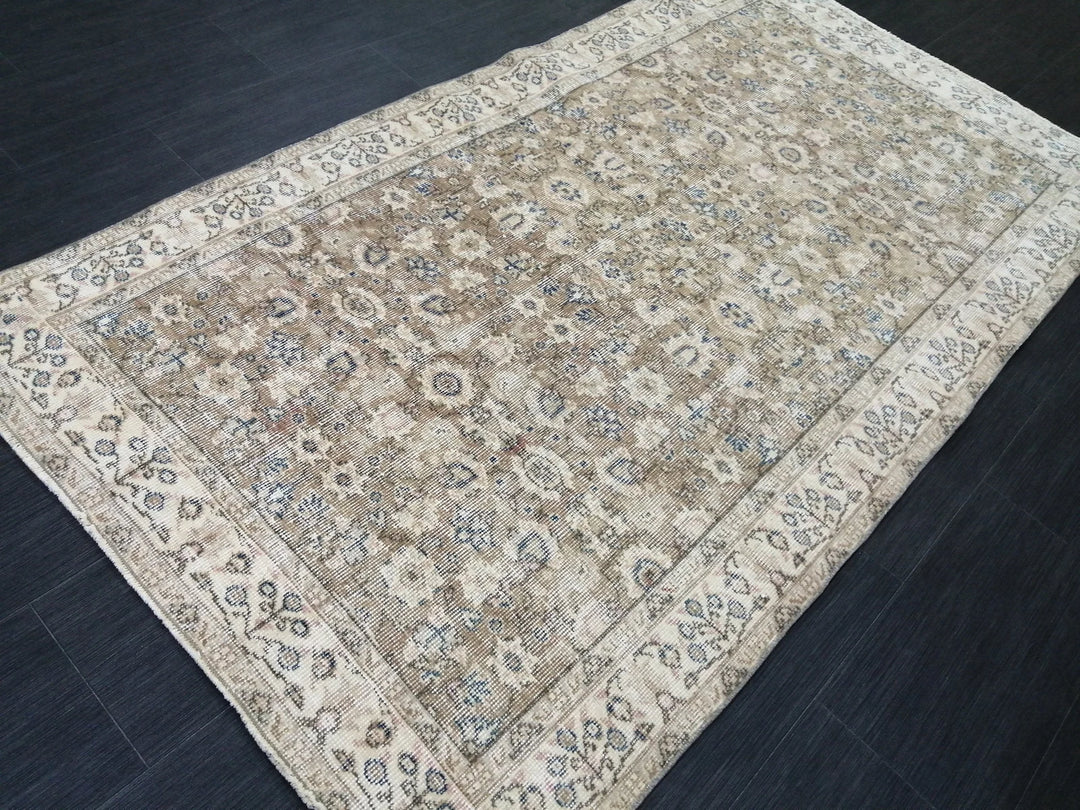 Tan Turkish Oushak Rug 3' 10" x 6' 11" Hand-Knotted | No. WR97447
