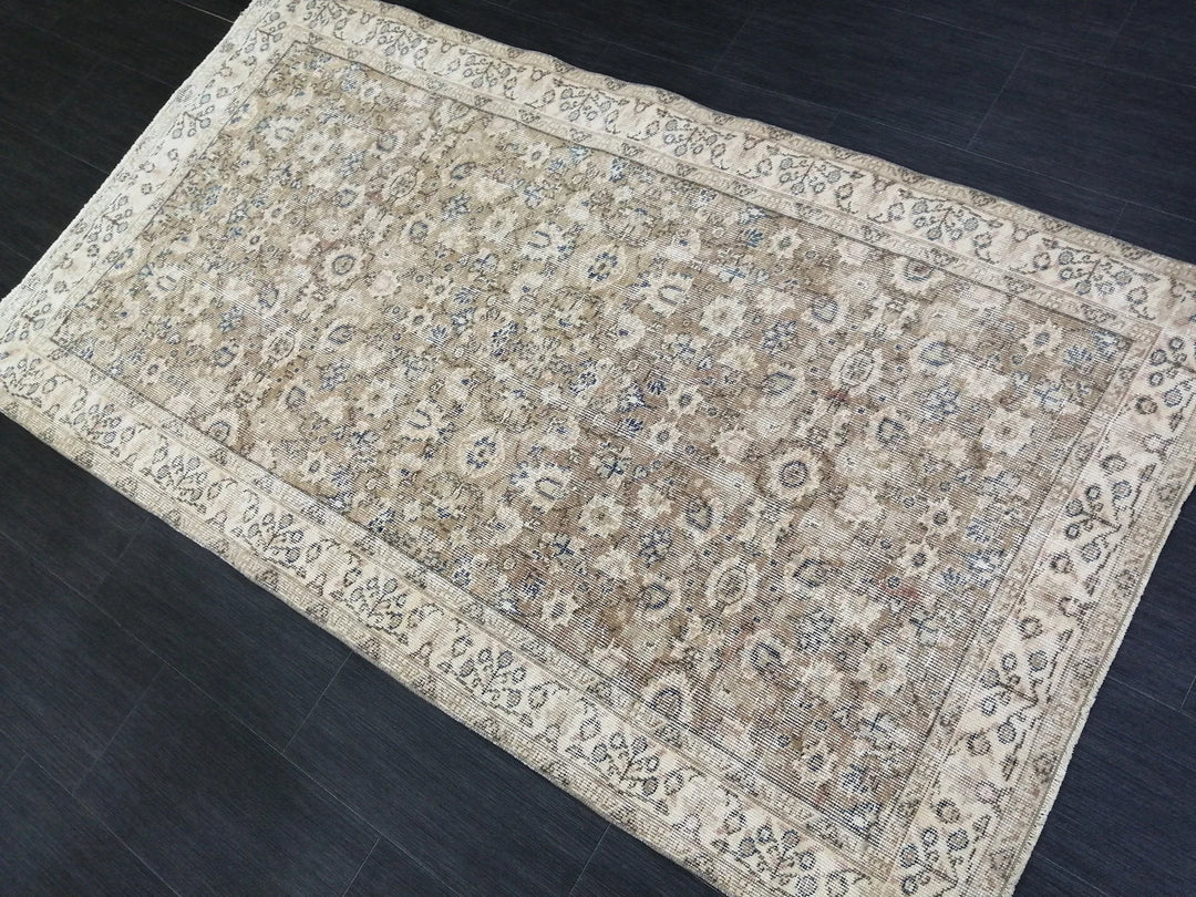 Tan Turkish Oushak Rug 3' 10" x 6' 11" Hand-Knotted | No. WR97447
