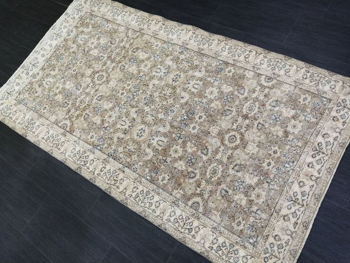 Tan Turkish Oushak Rug 3' 10" x 6' 11" Hand-Knotted | No. WR97447