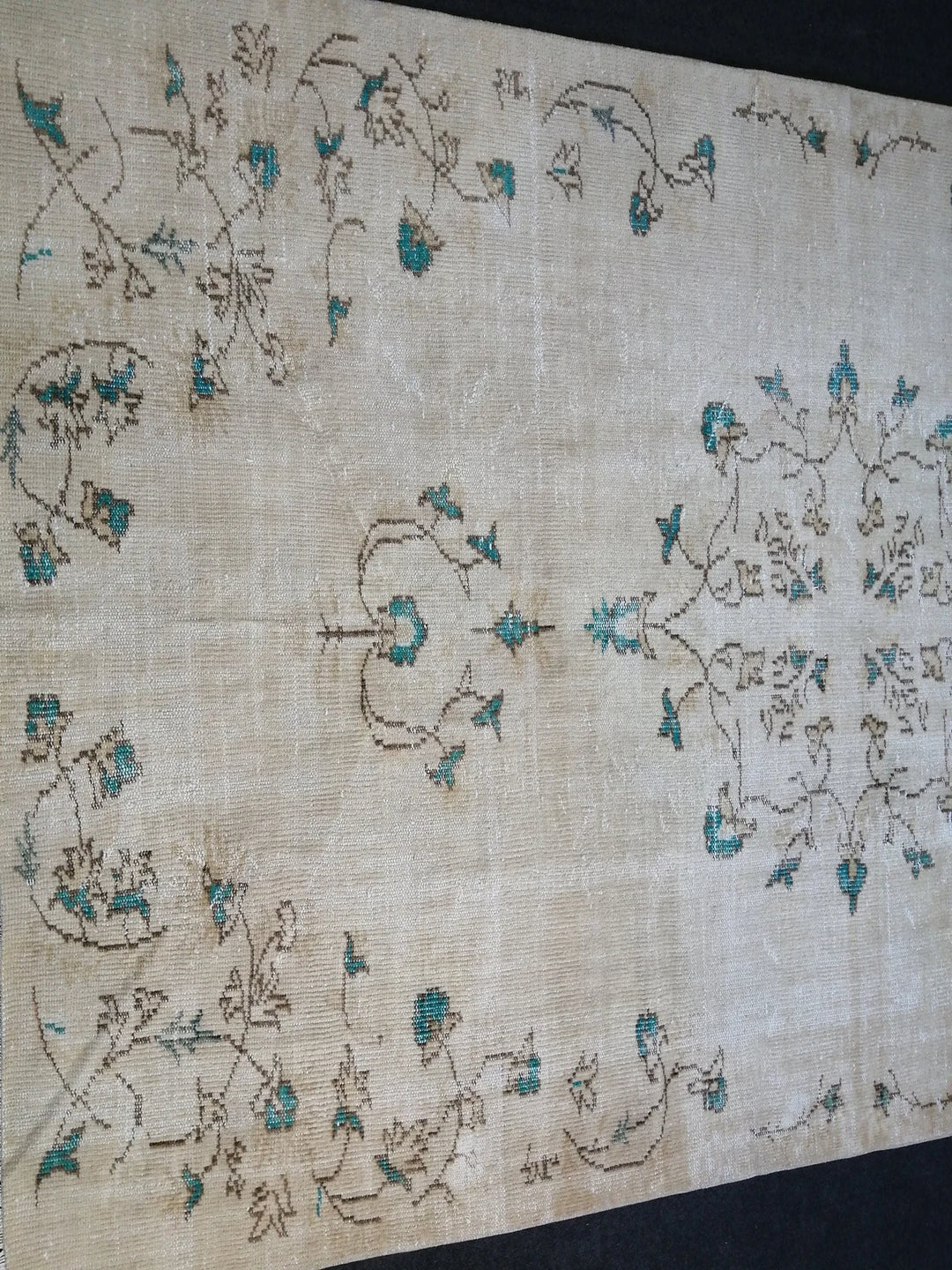 Beige Turkish Runner Rug 6' x 9' 2" Hand-Knotted | No. WR97521