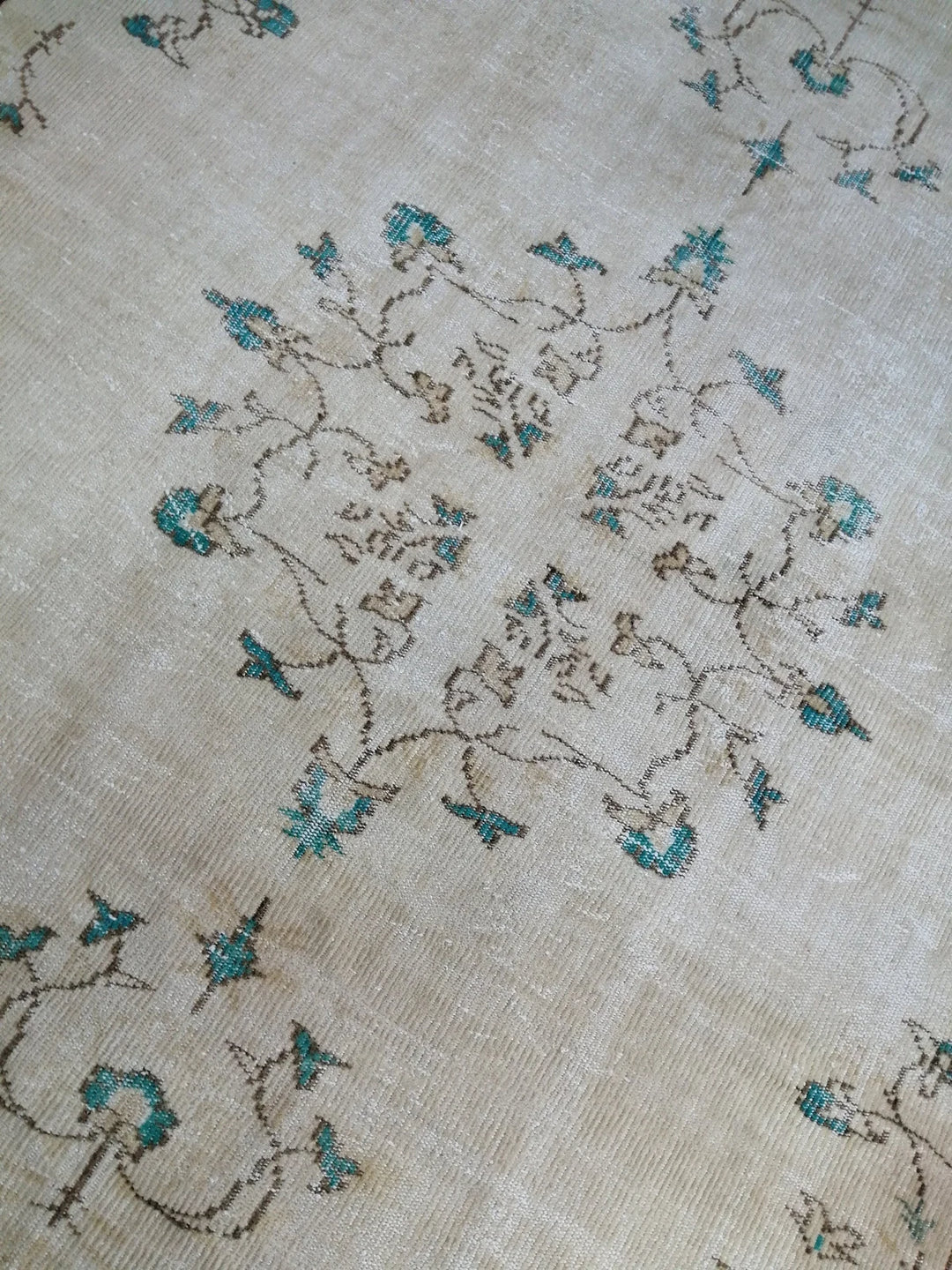 Beige Turkish Runner Rug 6' x 9' 2" Hand-Knotted | No. WR97521