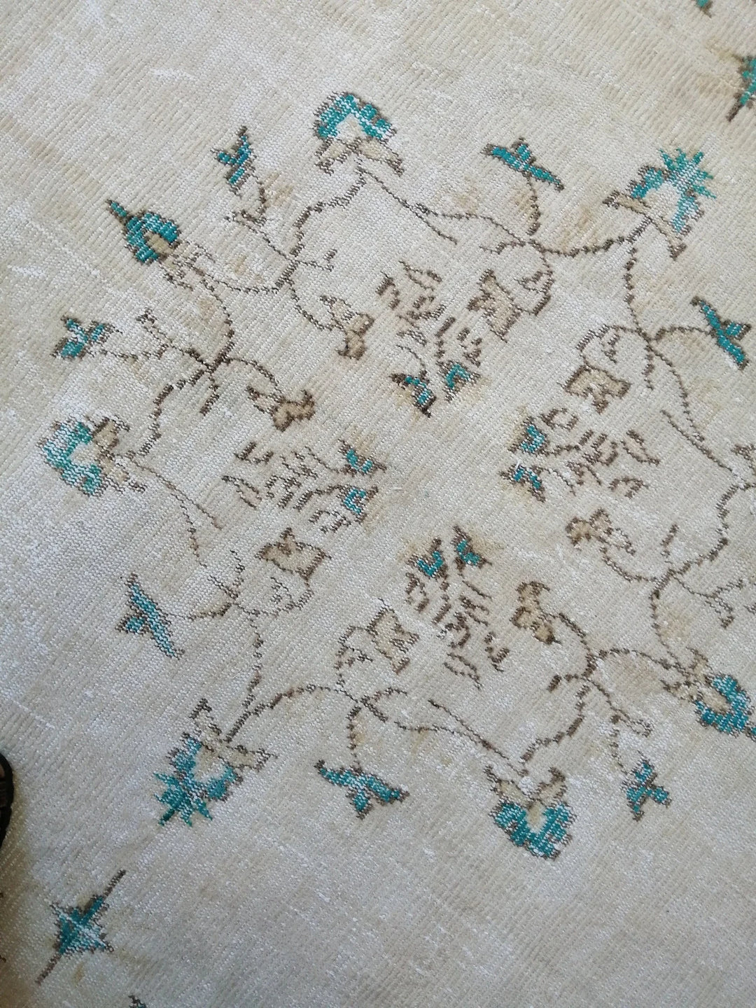 Beige Turkish Runner Rug 6' x 9' 2" Hand-Knotted | No. WR97521