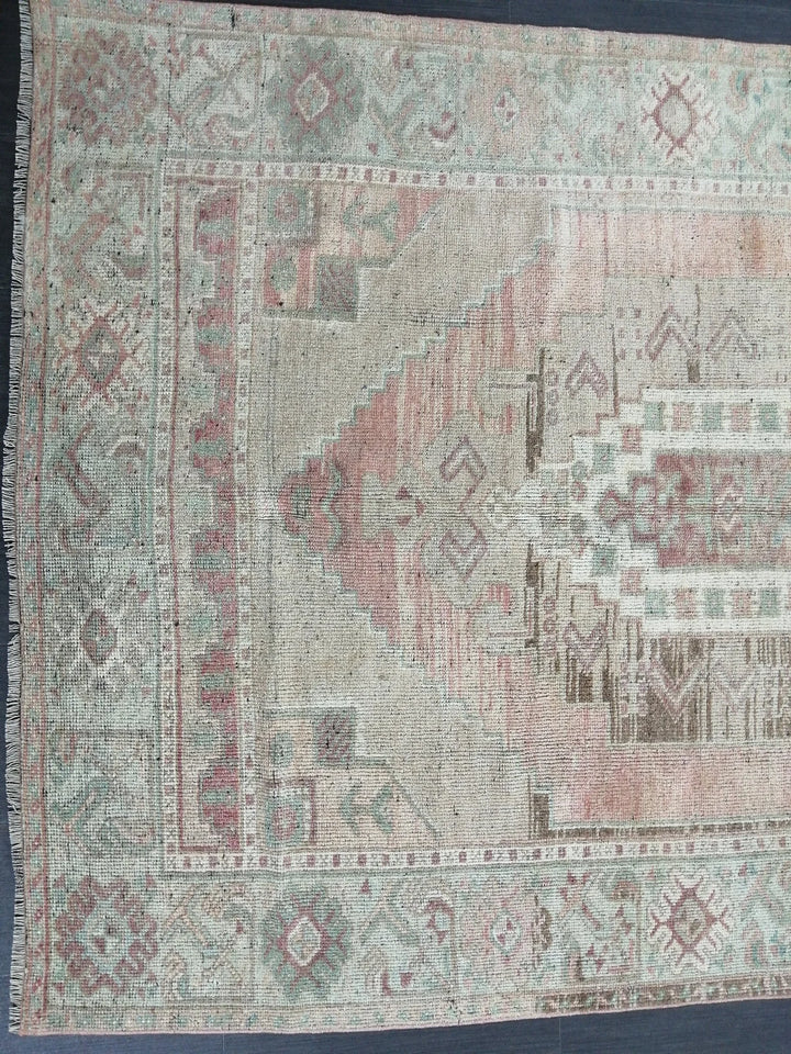Tan Turkish Runner Rug 4' 10" x 10' 7" Hand-Knotted | No. WR98242