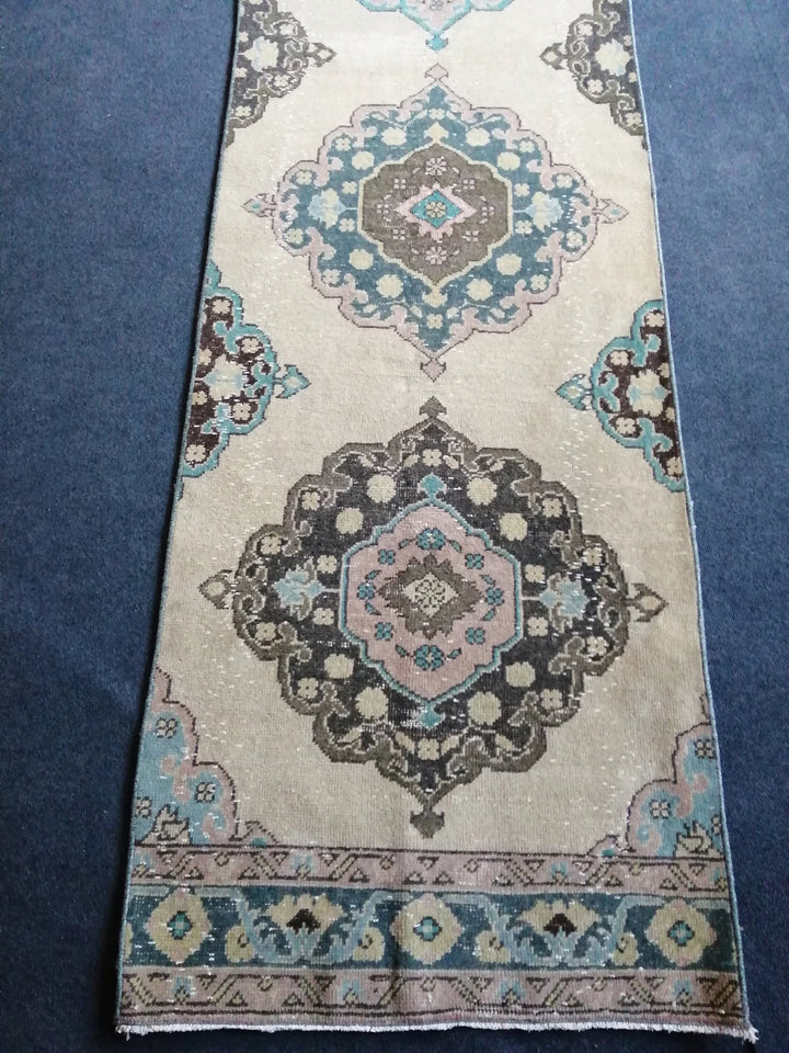Beige Turkish Runner Rug 2' 7" x 12' 11" Hand-Knotted | No. WR99098