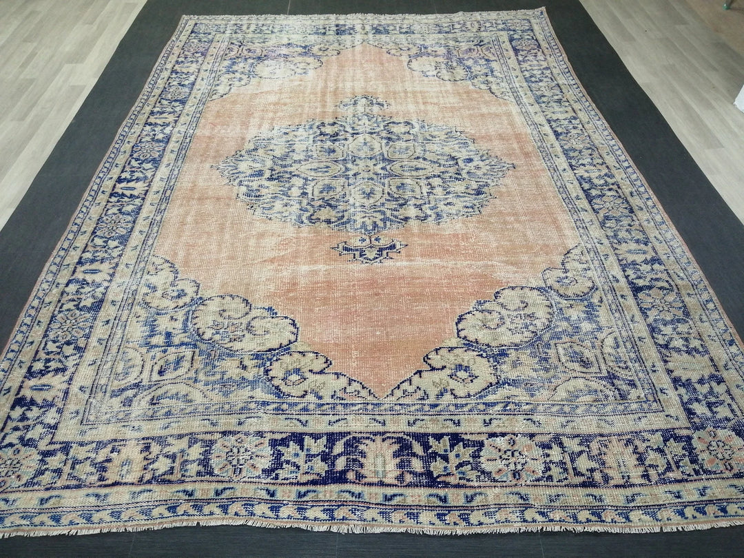 Muted Runner Rug 7' 7" x 10' 9" - No. WR99191
