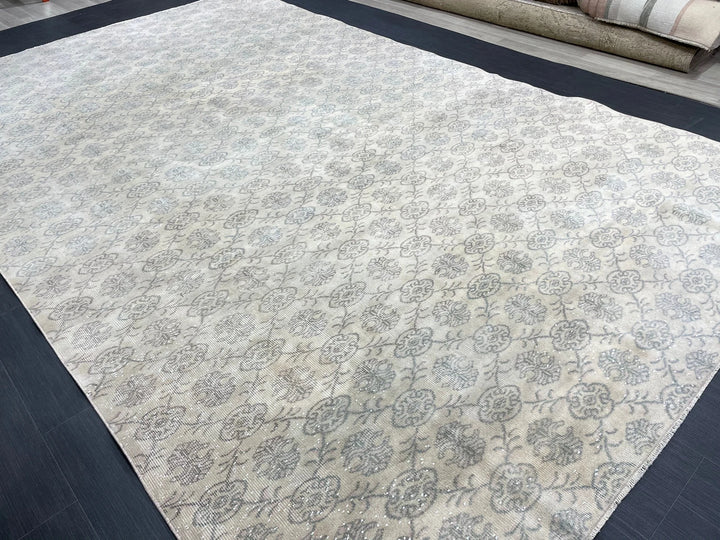 Beige Turkish Runner Rug 7' 5" x 11' 11" Hand-Knotted | No. WR99698