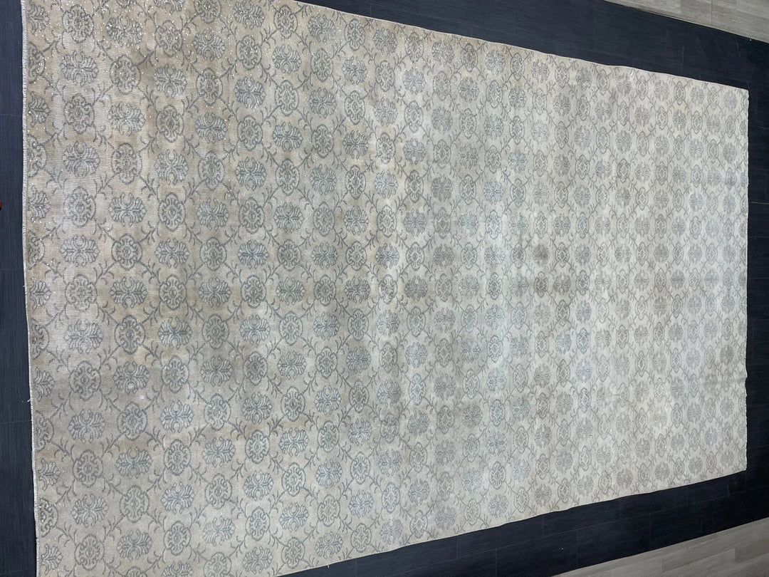 Beige Turkish Runner Rug 7' 5" x 11' 11" Hand-Knotted | No. WR99698
