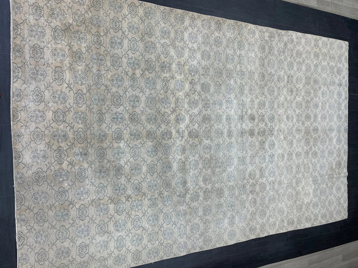 Beige Turkish Runner Rug 7' 5" x 11' 11" Hand-Knotted | No. WR99698