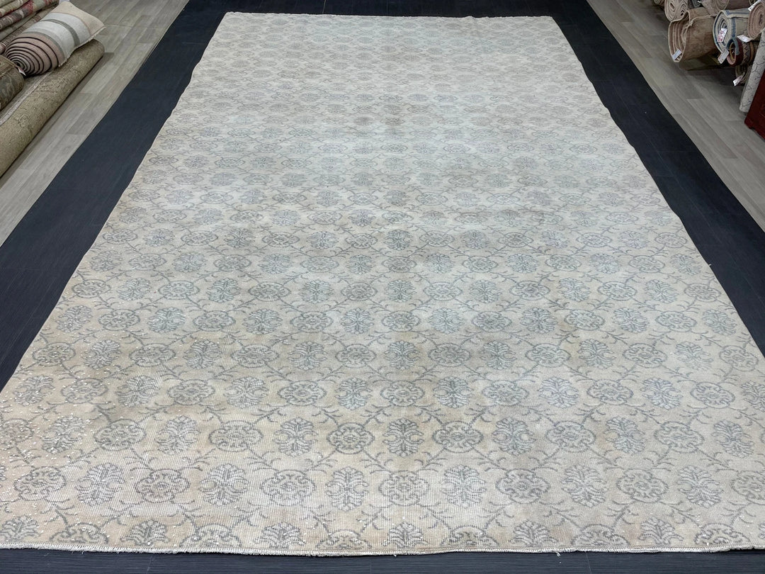 Beige Turkish Runner Rug 7' 5" x 11' 11" Hand-Knotted | No. WR99698