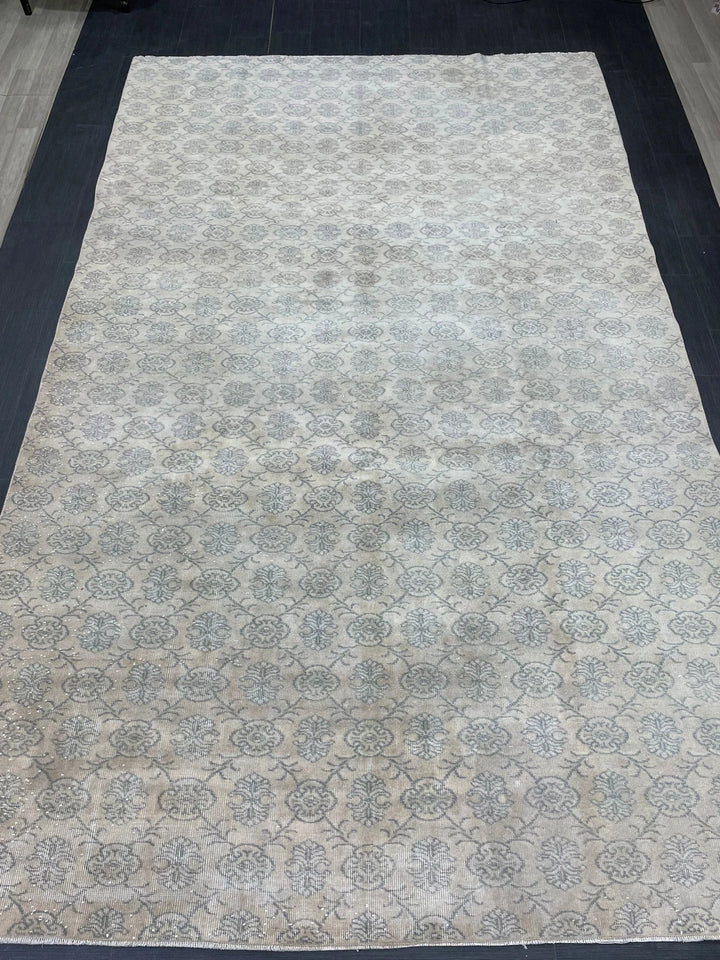 Beige Turkish Runner Rug 7' 5" x 11' 11" Hand-Knotted | No. WR99698