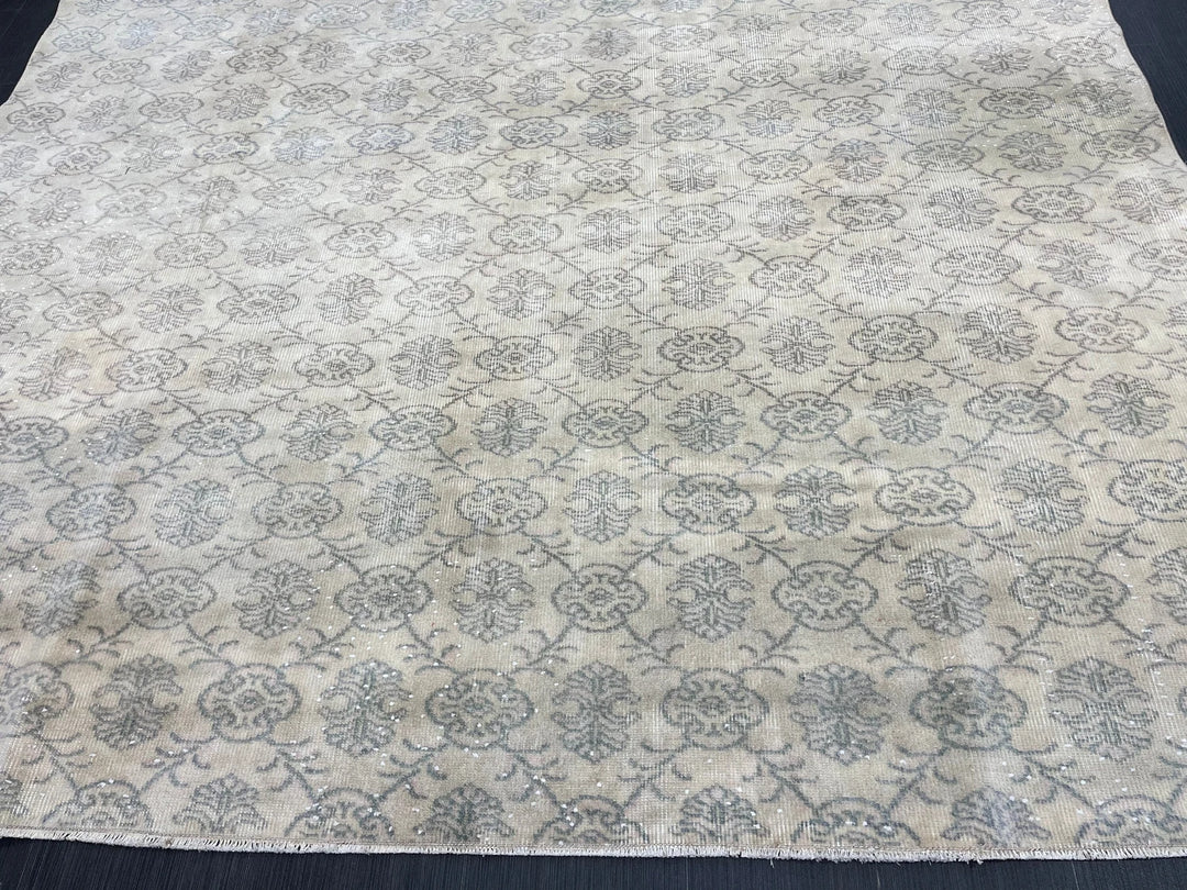 Beige Turkish Runner Rug 7' 5" x 11' 11" Hand-Knotted | No. WR99698