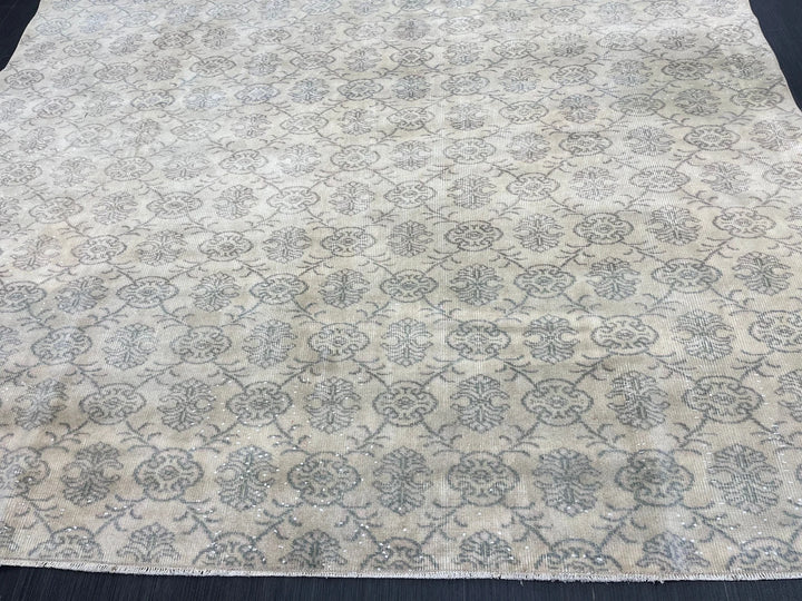 Beige Turkish Runner Rug 7' 5" x 11' 11" Hand-Knotted | No. WR99698