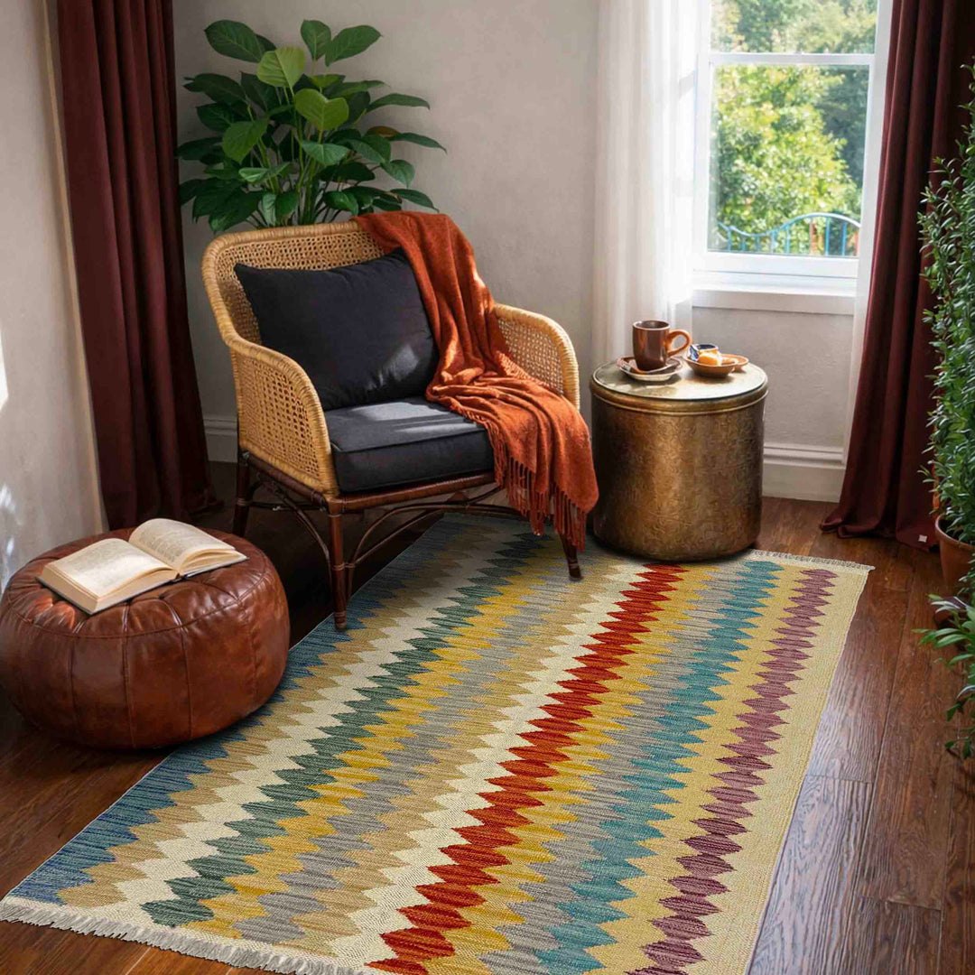 Small Size Chobi Kilim 2' 7" x 4' 3" - No. AL581215