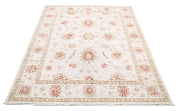 Ivory Afghan Ziegler Rug 4' 11" x 6' 2" Hand-Knotted | No. AT91601