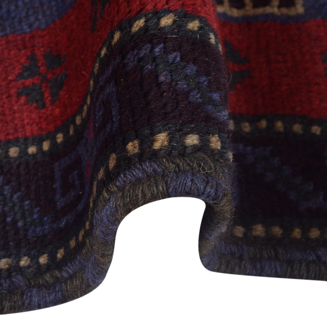 Small Prayer Carpet 3' 0" x 4' 10" - No. AL57462