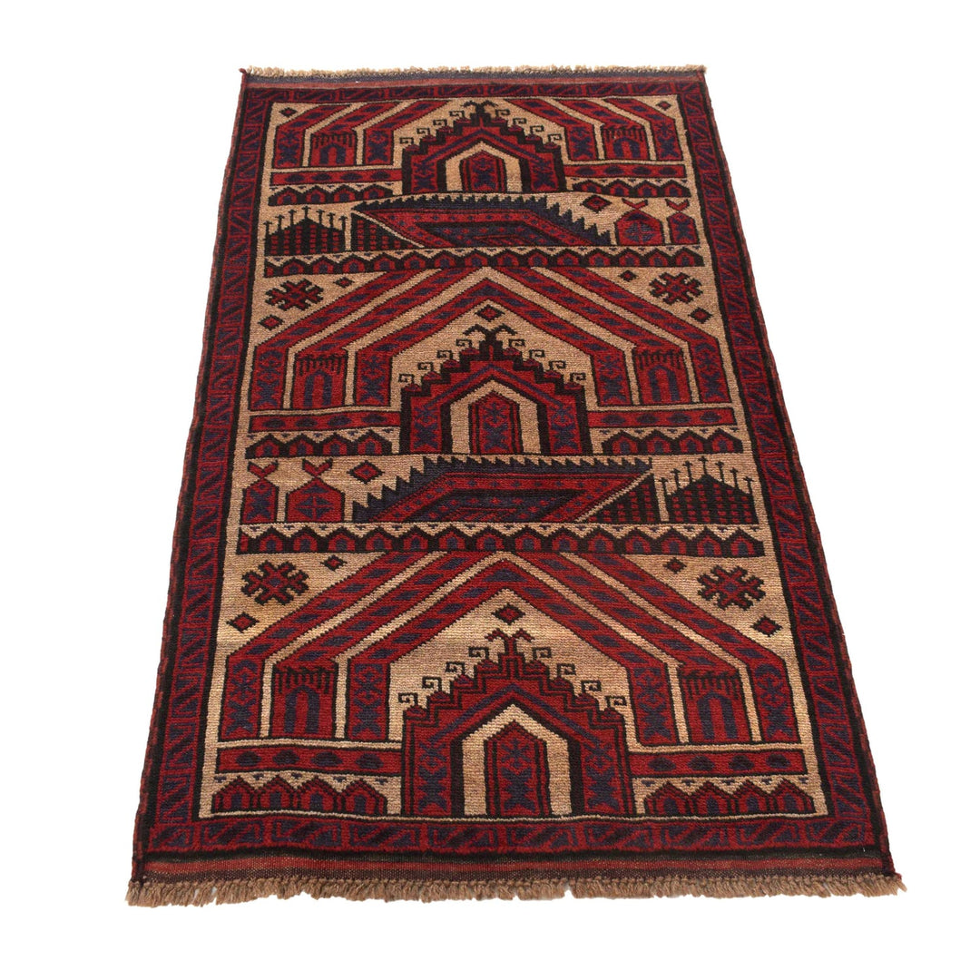 Small Prayer Carpet 2' 8" x 4' 9" - No. AL30811