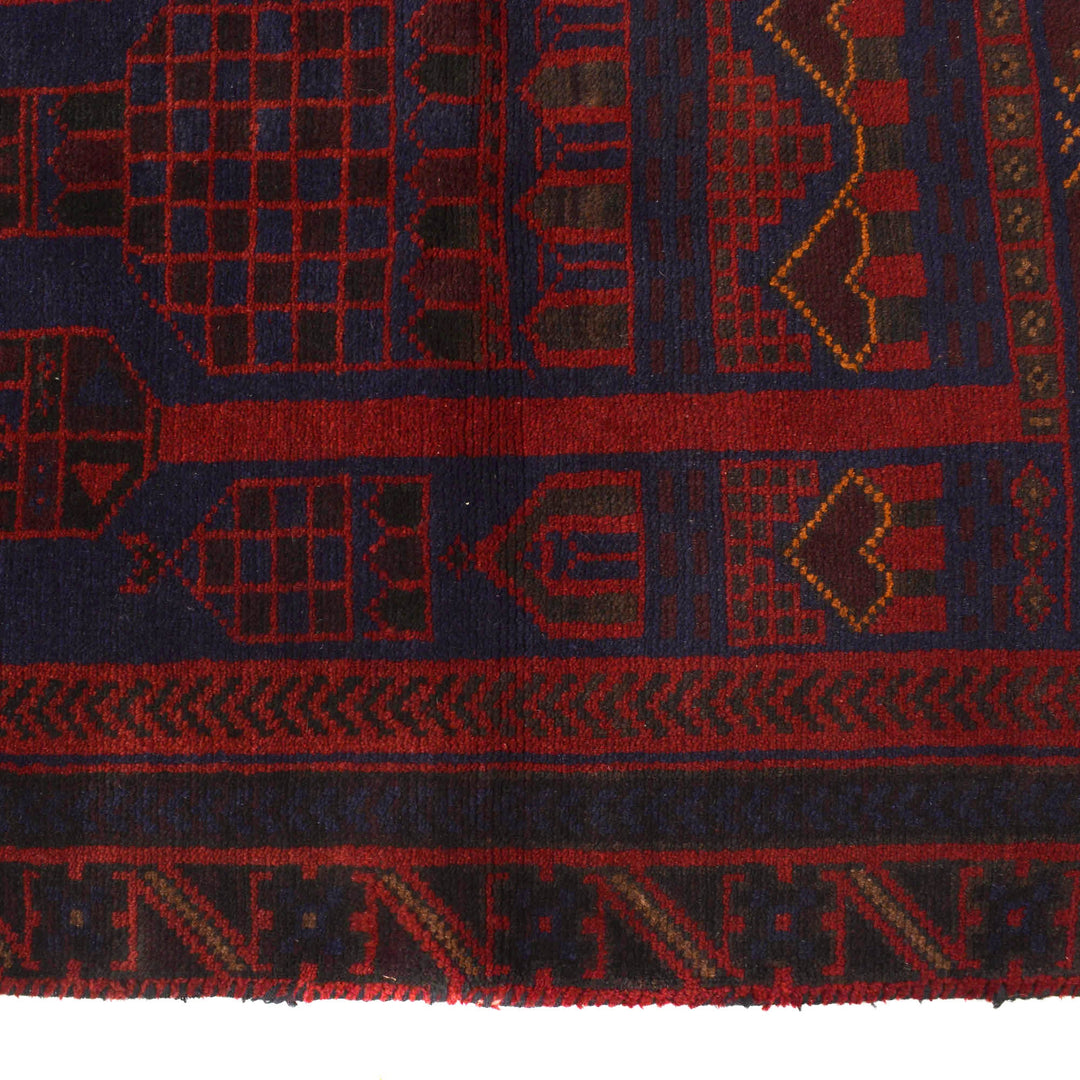 Afghan Prayer Rug 2' 9" x 5' 0" Hand-Knotted detail