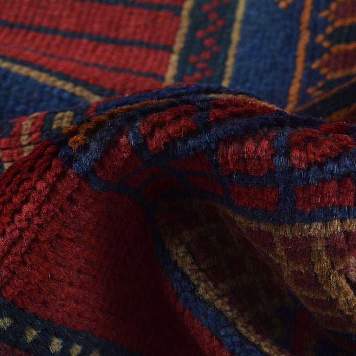 Fine Quality Prayer Rug 2' 11" x 4' 8" - No. AL13580