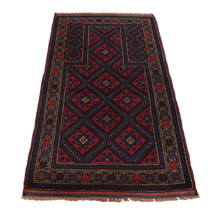 Fine Quality Prayer Rug 2' 9" x 4' 8" - No. AL38152