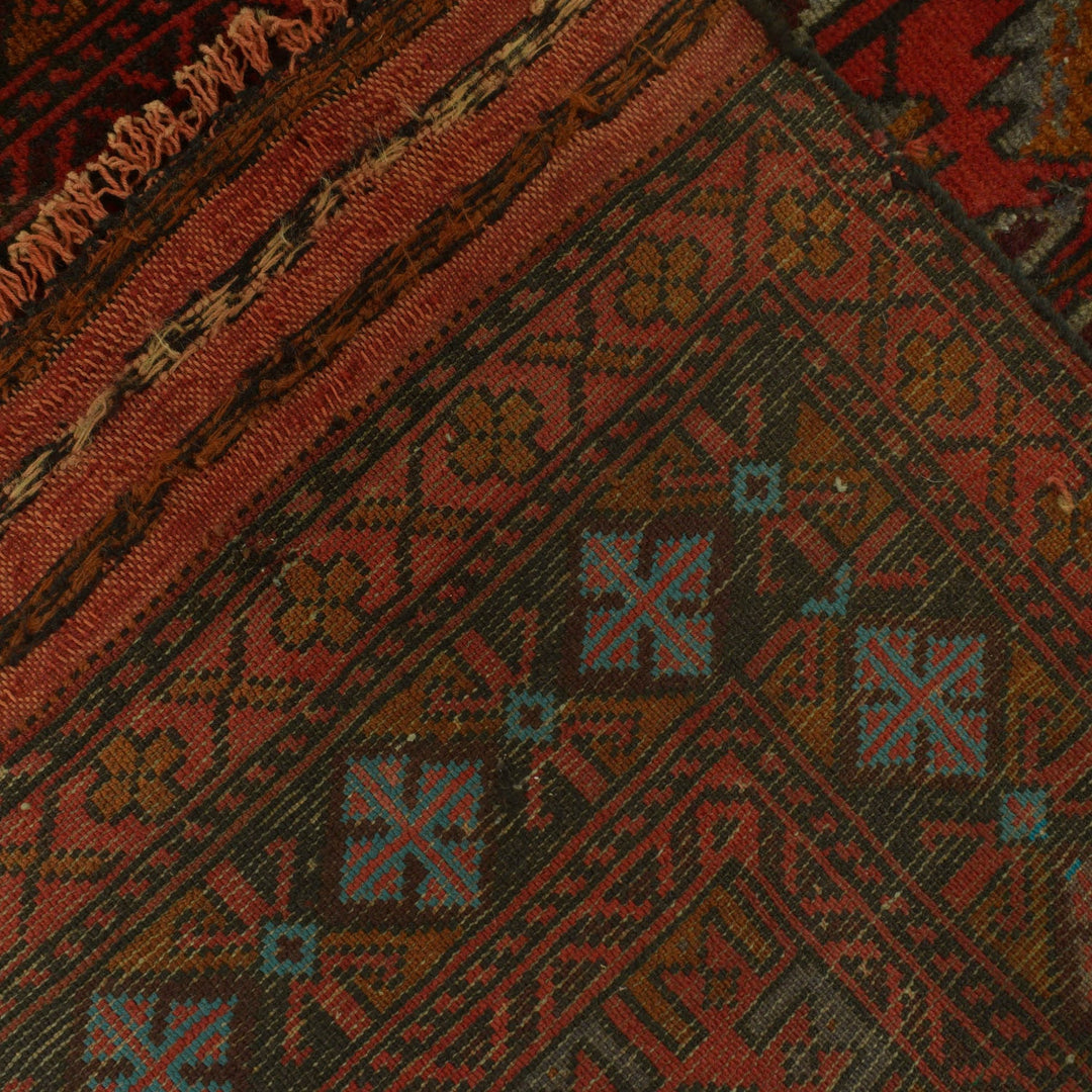 Muslim Prayer Rug 2' 9" x 5' 2" - No. AL23872