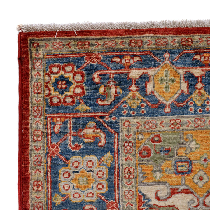 Hand Knotted Heriz Rug 5' 0" x 6' 6" - No. AL23731