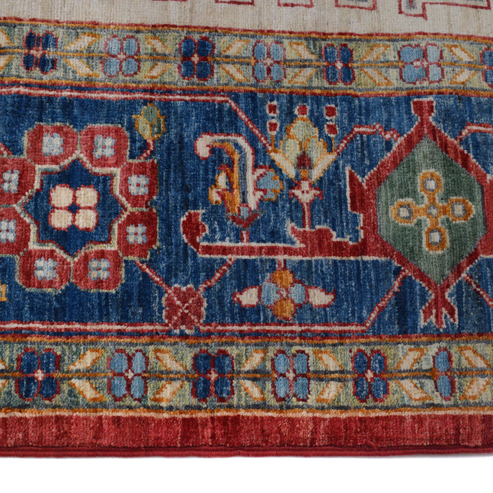 Handmade Persian Design Heriz Carpet 8' 1" x 9' 9" - No. AL15982