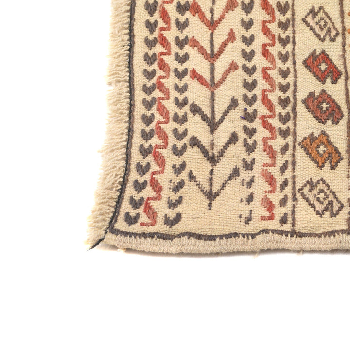 White Flat Weave Kelim 4' 1" x 5' 9" - No. AL56585