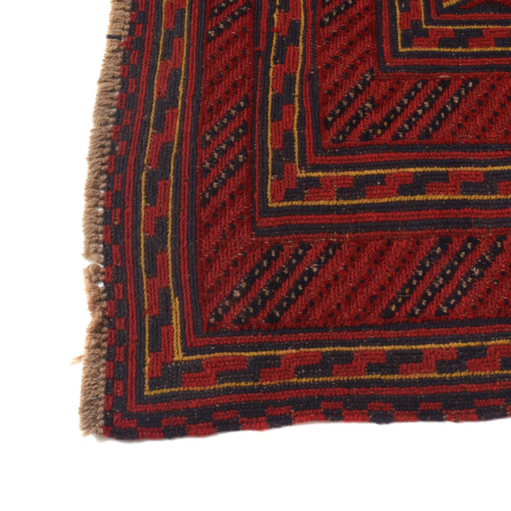 Traditional Mashwani Carpet 6' 7" x 8' 10" - No. AL13313