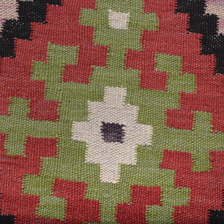 Short Kilim Runner 1' 7" x 4' 9" - No. AL95290