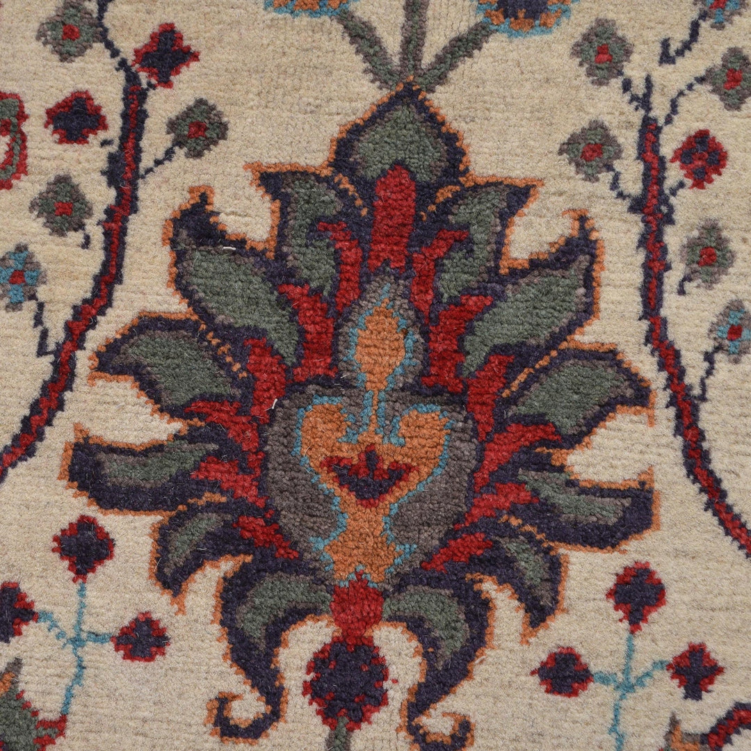Hand knotted Kazak Rugs 6' 7" x 9' 10" - No. AL64548