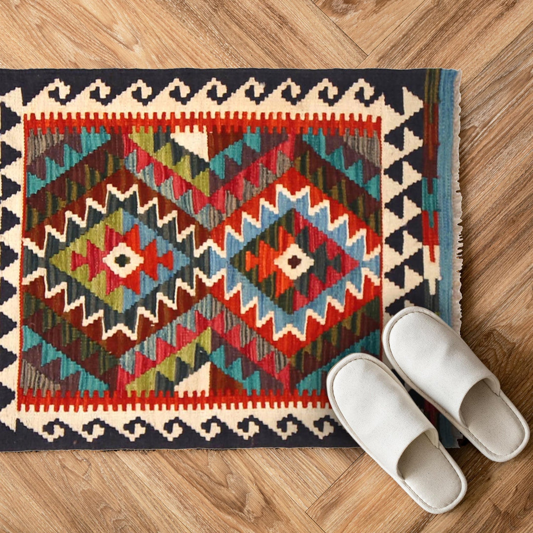 Handmade Vegetable Kilim 2' 3 x 3' 0" - No. AL44297