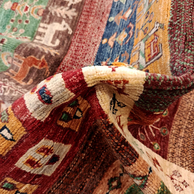 Luxury Shikargah Carpet 5' 8" x 8' 0" - No. AL93113