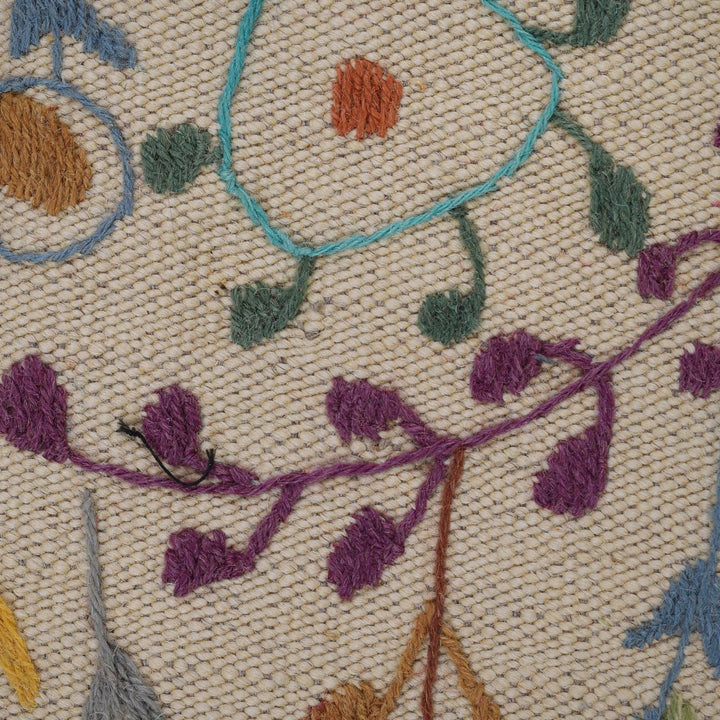 Hand Made Embroidery Kilim 5' 3" x 7' 10" - No. AL82253