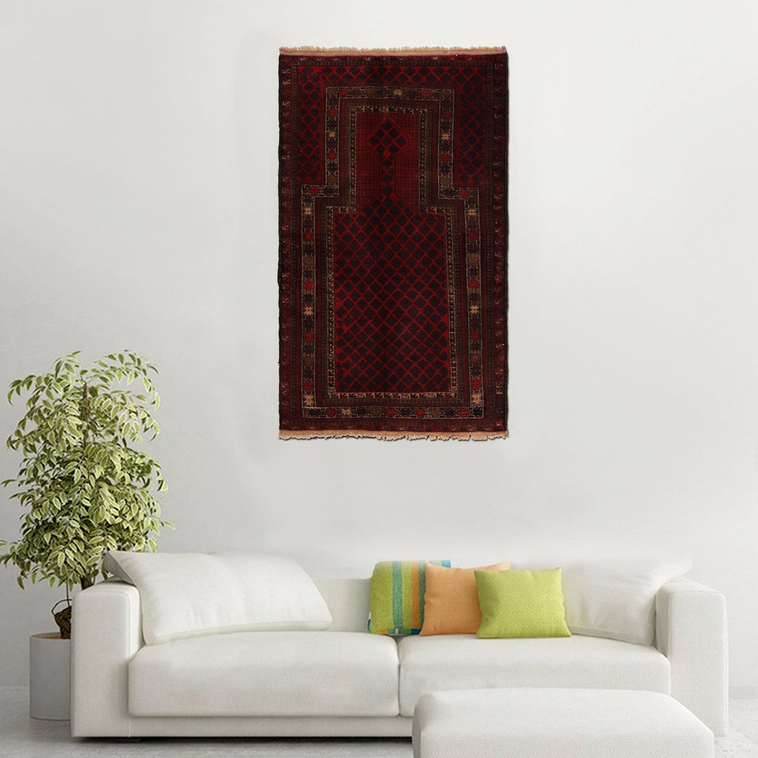 Small Prayer Carpet 2' 10" x 4' 8" - No. AL94567