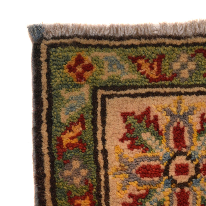 Hand knotted Kazak Rugs 4' 0" x 5' 10" - No. AL56001