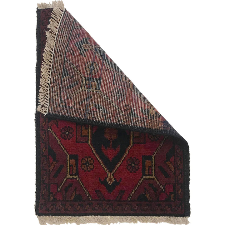 Handmade Floor Mat 1' 5" x 1' 11" - No. AL77651