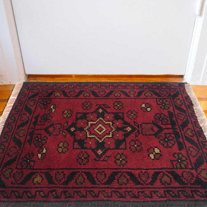 Handmade Mat 1' 5" x 1' 10" - No. AL27389